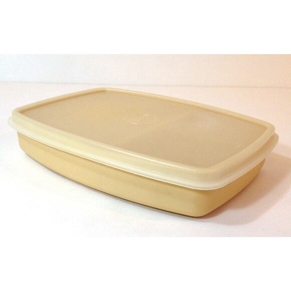 Vintage Tupperware Divided Lunch Snack Container #813-4 with Clear Lid 814-3 - Picture 1 of 7